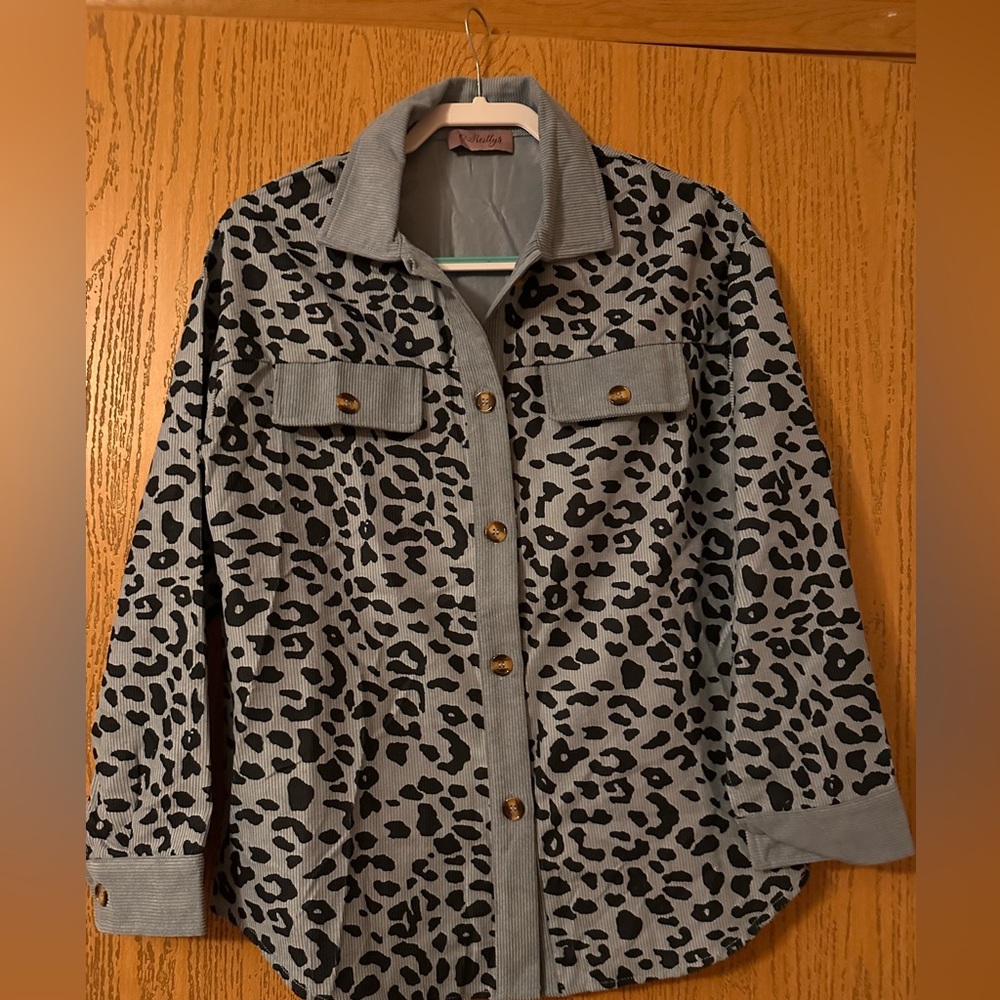 Light Blue and Black Leopard Print Button-Up Shirt-,XL- NWOT